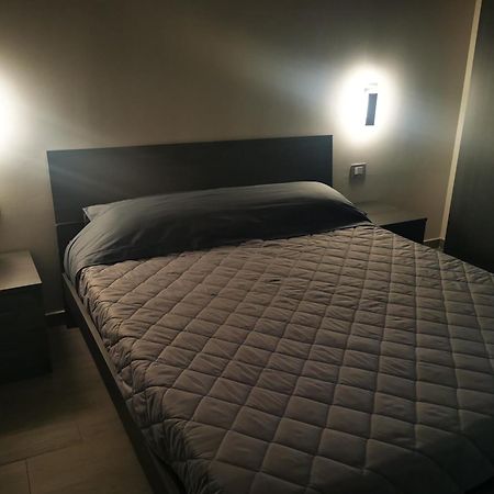 Royal House Apartment คาตาเนีย ภายนอก รูปภาพ
