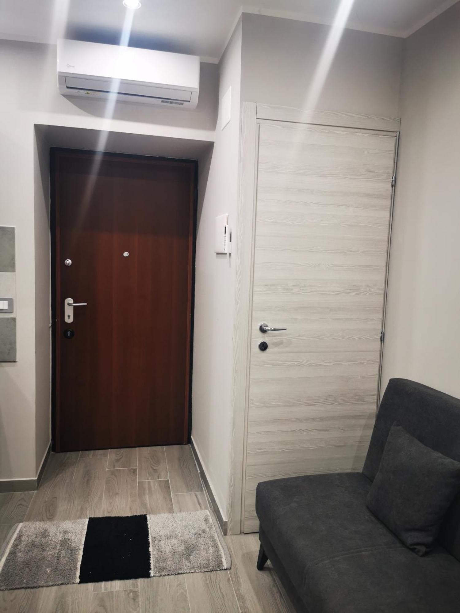 Royal House Apartment คาตาเนีย ภายนอก รูปภาพ